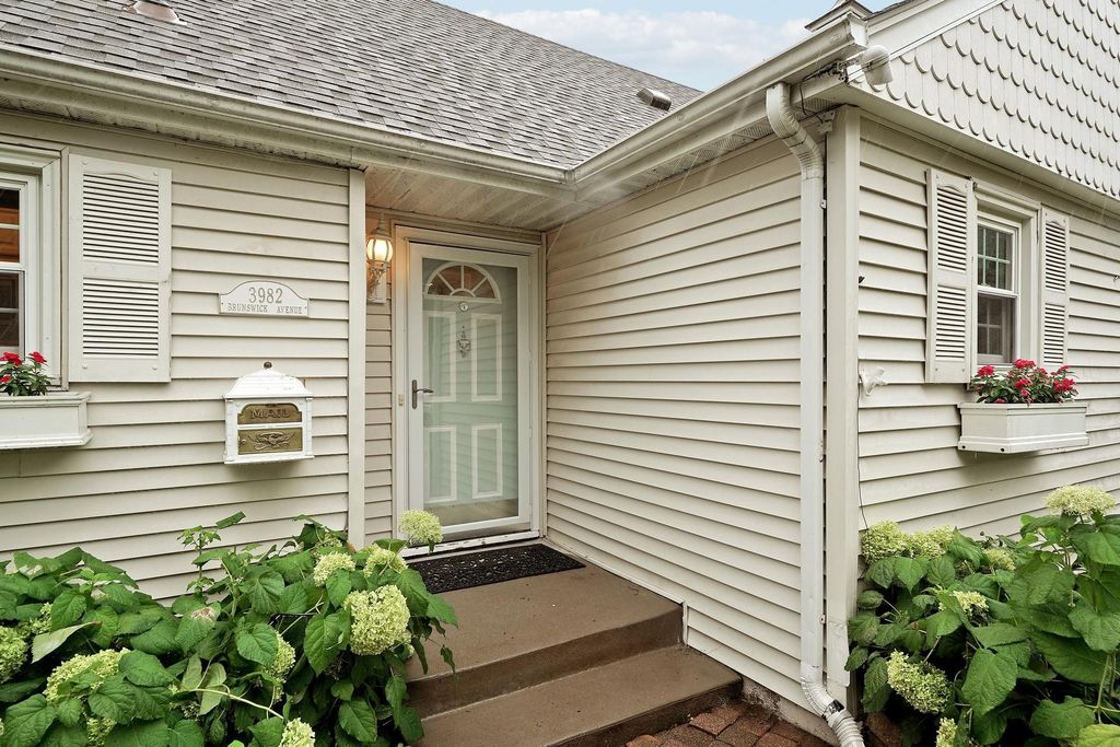 3982 Brunswick Avenue S, Saint Louis Park, MN 55416 — photo 3