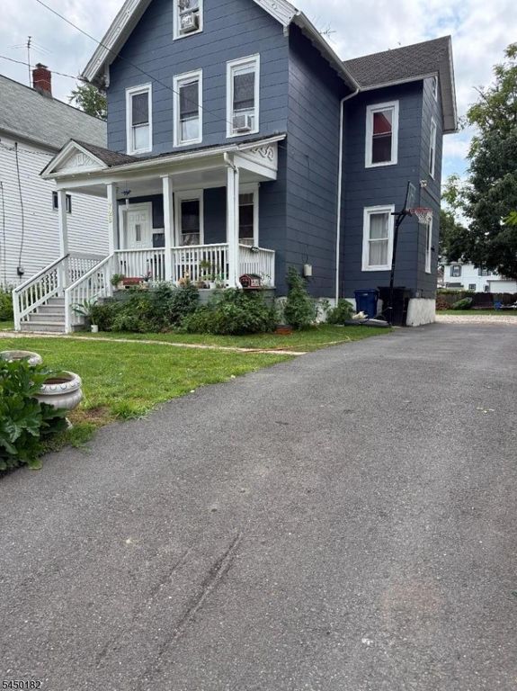 725 W 3rd St, Plainfield City, NJ 07060 — photo 2