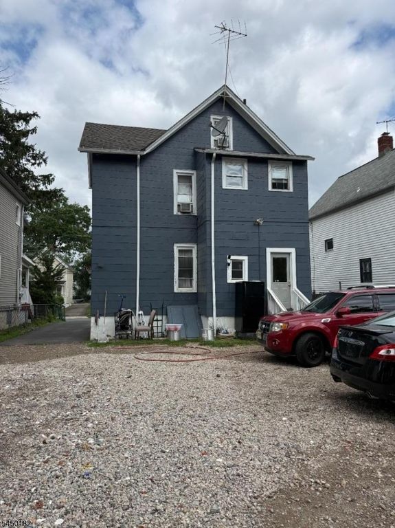 725 W 3rd St, Plainfield City, NJ 07060 — photo 3