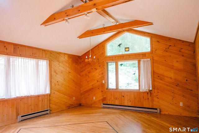 9 Eastwood Road, Mansfield, CT 06268