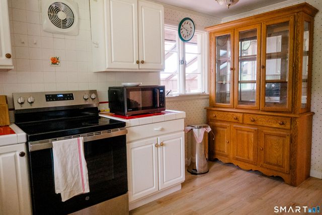 9 Eastwood Road, Mansfield, CT 06268