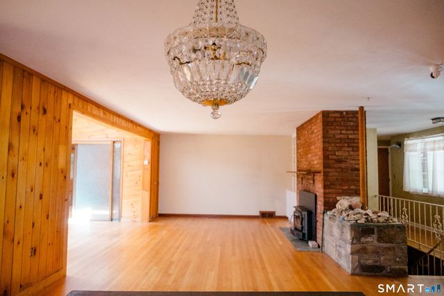 9 Eastwood Road, Mansfield, CT 06268