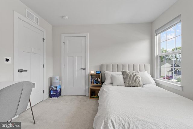 324 MCKITTRICK DR, Stafford, VA 22554