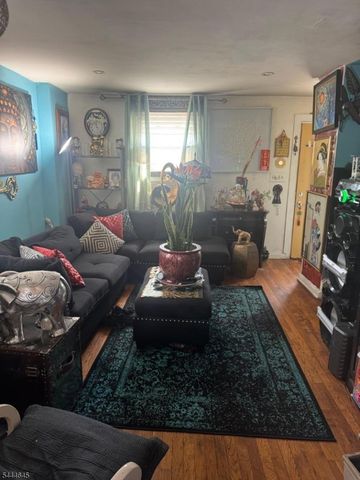 787 W Scott Ave, Rahway City, NJ 07065