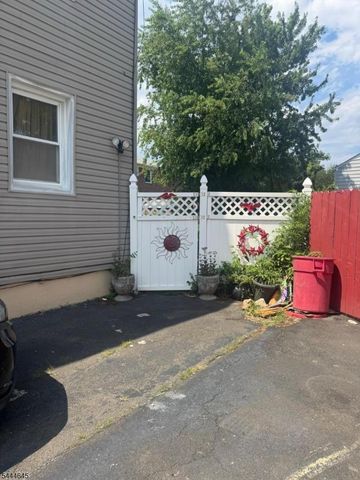 787 W Scott Ave, Rahway City, NJ 07065