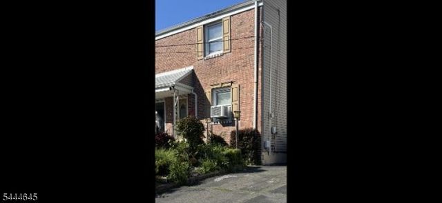 787 W Scott Ave, Rahway City, NJ 07065