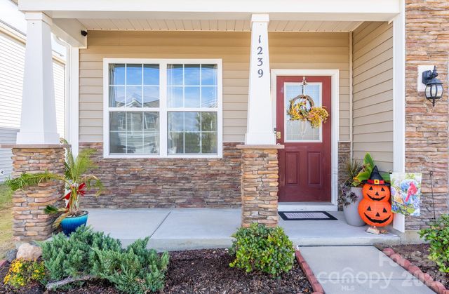 1239 Kent Downs Avenue SW, Concord, NC 28027