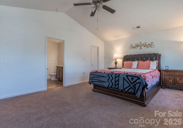 1239 Kent Downs Avenue SW, Concord, NC 28027