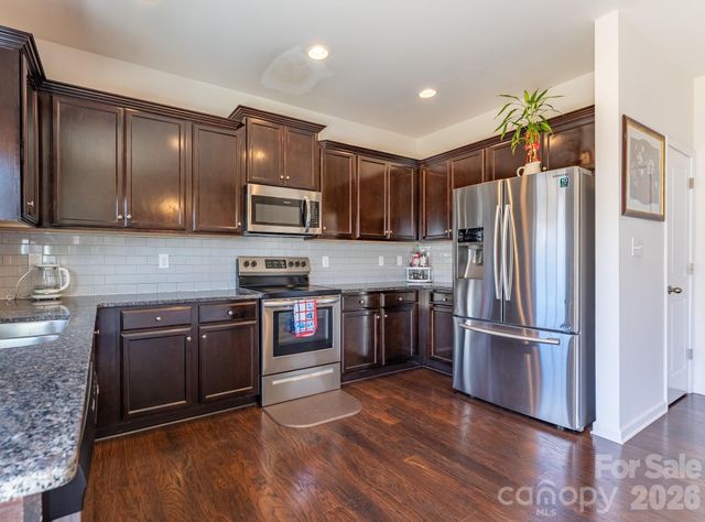 1239 Kent Downs Avenue SW, Concord, NC 28027