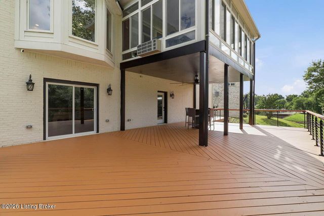 5415 River Creek Ct, Prospect, KY 40059