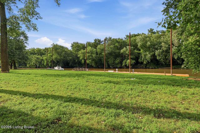 5415 River Creek Ct, Prospect, KY 40059