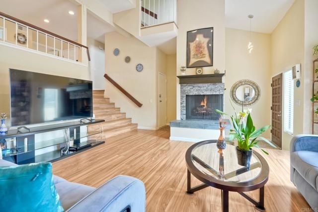 3304 Caminito Eastbluff 143, La Jolla (san Diego), CA 92037