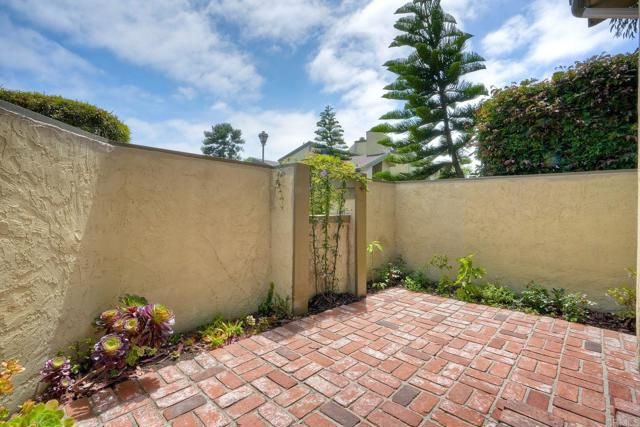 3304 Caminito Eastbluff 143, La Jolla (san Diego), CA 92037
