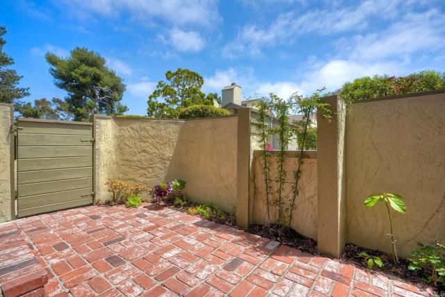 3304 Caminito Eastbluff 143, La Jolla (san Diego), CA 92037