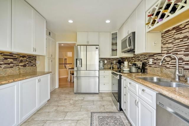 3304 Caminito Eastbluff 143, La Jolla (san Diego), CA 92037