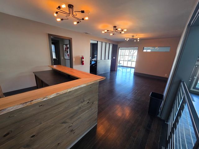 421 Robert Parker Coffin Road, Long Grove, IL 60047