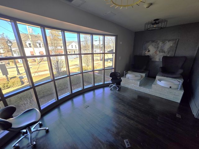 421 Robert Parker Coffin Road, Long Grove, IL 60047