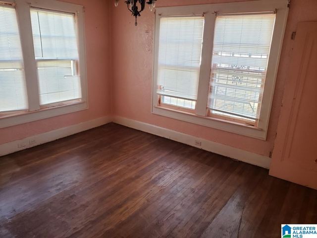 1627 49TH STREET, Birmingham, AL 35208