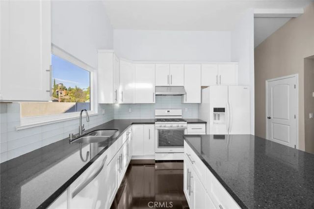 1 Pheasant, Pomona, CA 91766