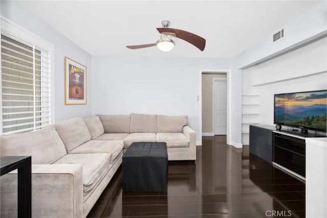 1 Pheasant, Pomona, CA 91766