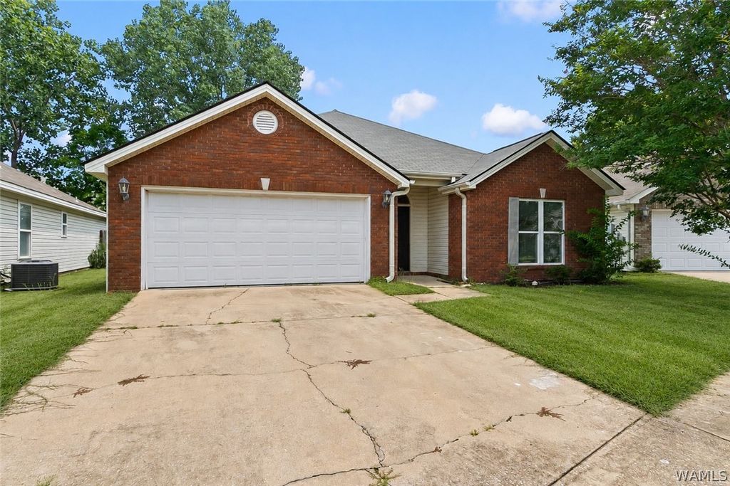 1992 Lenox, Tuscaloosa, AL 35405