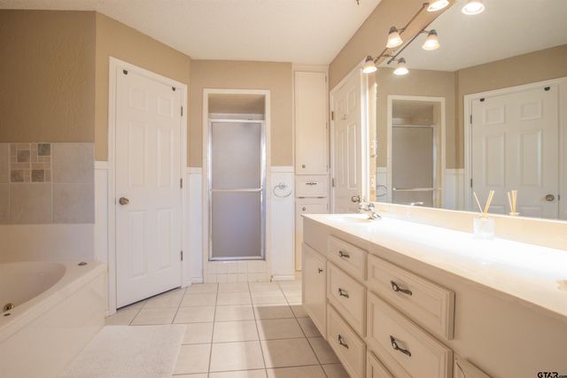 415 Hampton Hill Dr., Tyler, TX 75703