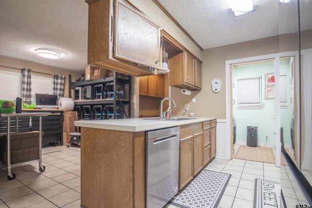 415 Hampton Hill Dr., Tyler, TX 75703