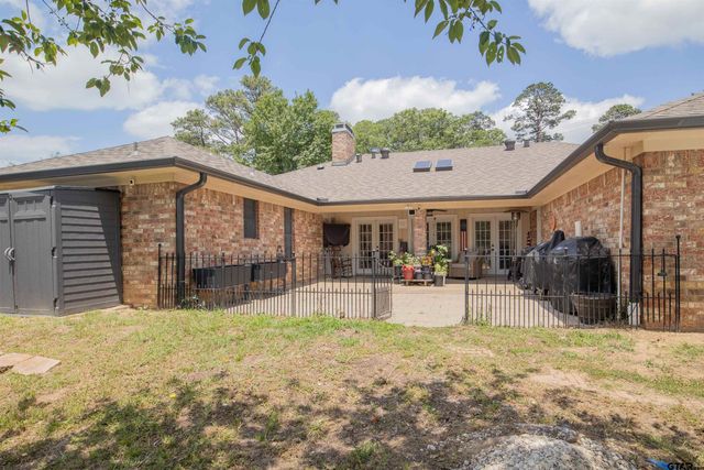 415 Hampton Hill Dr., Tyler, TX 75703