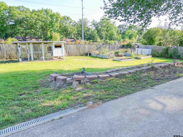 415 Hampton Hill Dr., Tyler, TX 75703