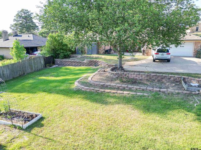 415 Hampton Hill Dr., Tyler, TX 75703