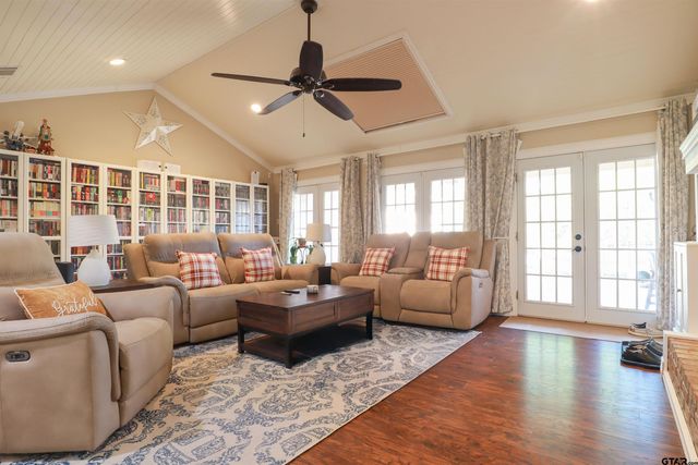 415 Hampton Hill Dr., Tyler, TX 75703