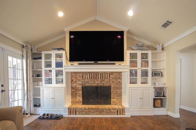 415 Hampton Hill Dr., Tyler, TX 75703