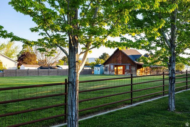 9685 N 5800 W, Highland, UT 84003