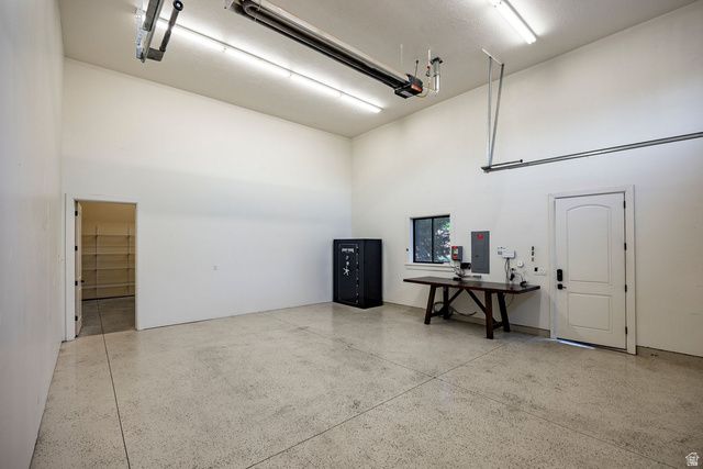 9685 N 5800 W, Highland, UT 84003
