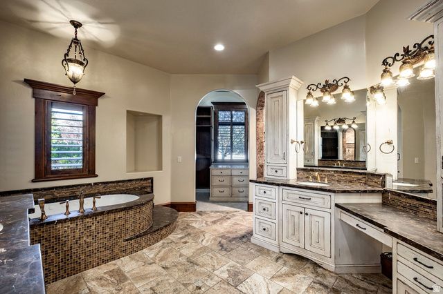 9685 N 5800 W, Highland, UT 84003