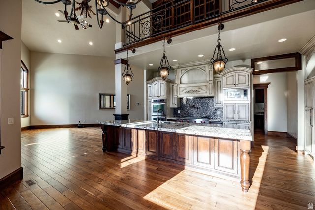 9685 N 5800 W, Highland, UT 84003