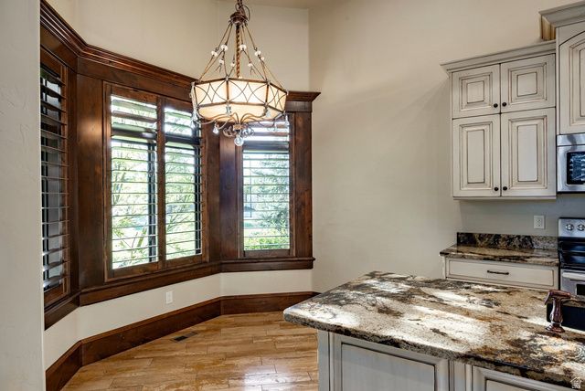 9685 N 5800 W, Highland, UT 84003