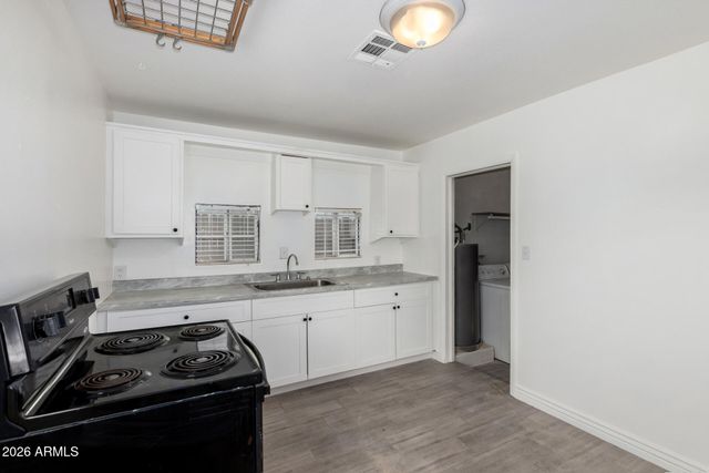 1630 E HARVARD Street, Phoenix, AZ 85006