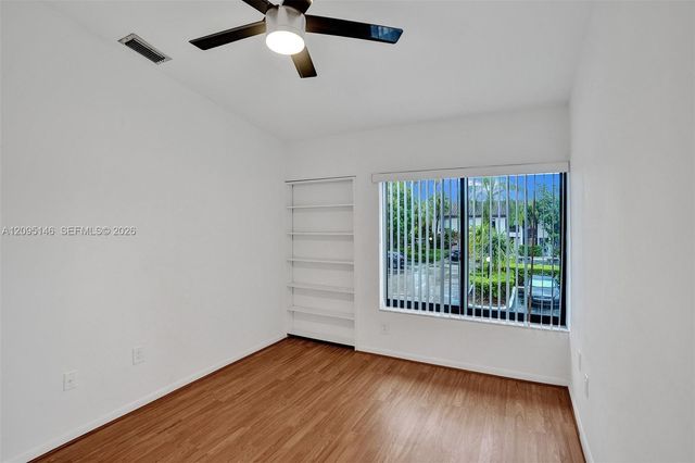 16500 NE 27th Avenue 53, North Miami Beach, FL 33160