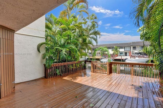 16500 NE 27th Avenue 53, North Miami Beach, FL 33160