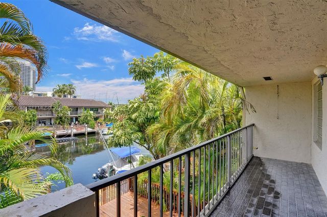 16500 NE 27th Avenue 53, North Miami Beach, FL 33160