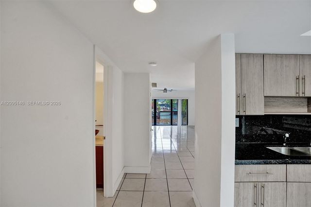 16500 NE 27th Avenue 53, North Miami Beach, FL 33160