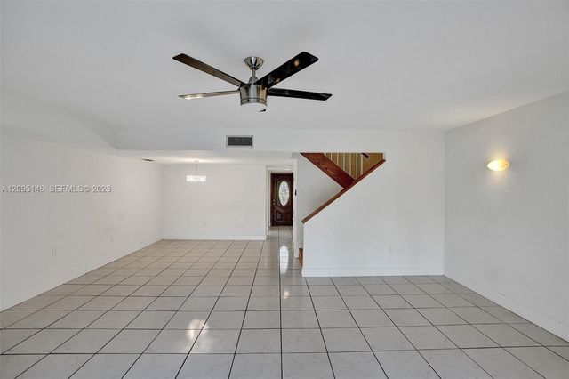16500 NE 27th Avenue 53, North Miami Beach, FL 33160