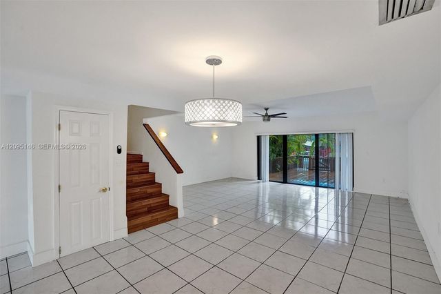 16500 NE 27th Avenue 53, North Miami Beach, FL 33160