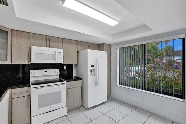 16500 NE 27th Avenue 53, North Miami Beach, FL 33160