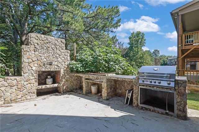 1530 Dahlia Drive, Cumming, GA 30040