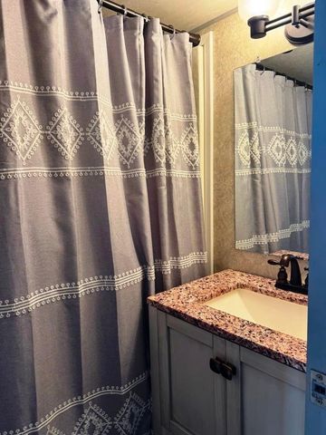 506 Sunset Circle, Edgerton, WI 53534