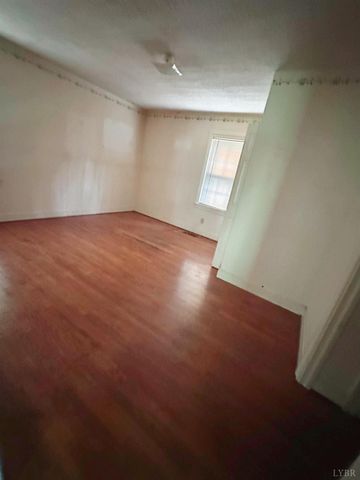607 Middle Street, Lynchburg, VA 24502
