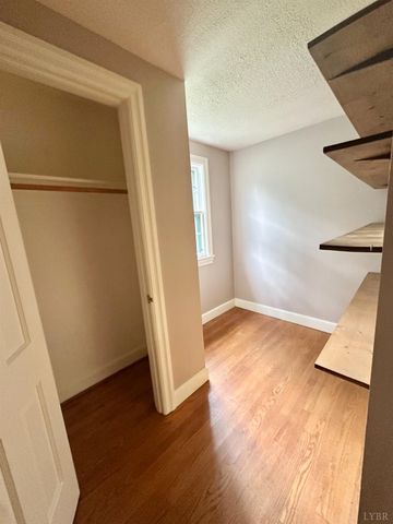 607 Middle Street, Lynchburg, VA 24502