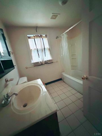607 Middle Street, Lynchburg, VA 24502